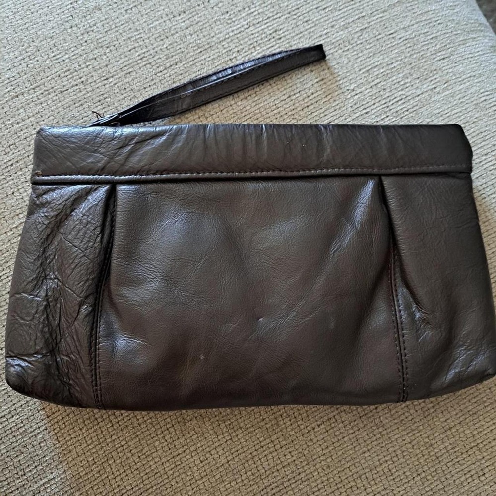 Vintage‎ 90s Brown leather clutch bag with wrist strap